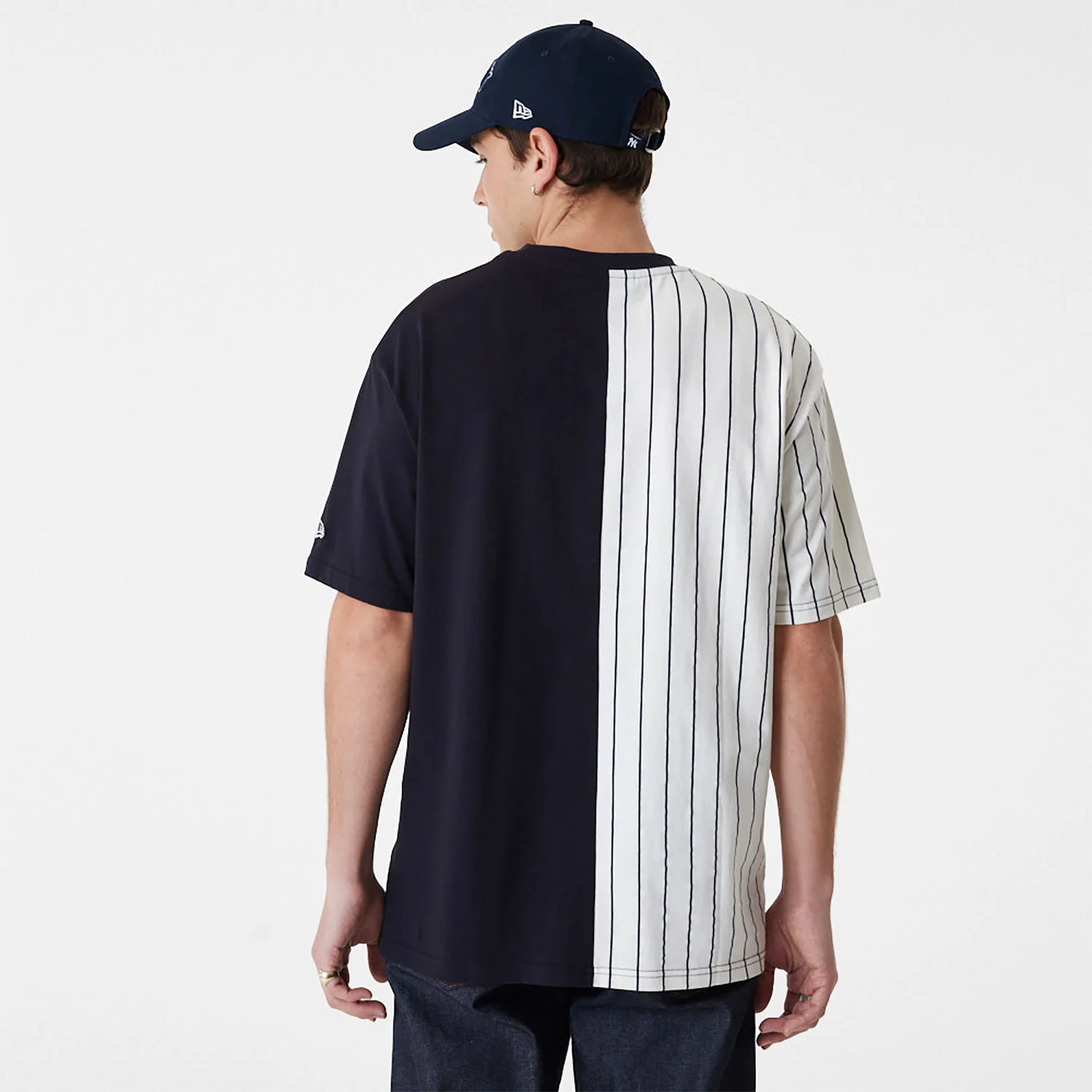 NEW ERA Vêtements-T-SHIRT - MLB HALF STRIPED OS TEE